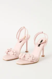 Versatile Heels